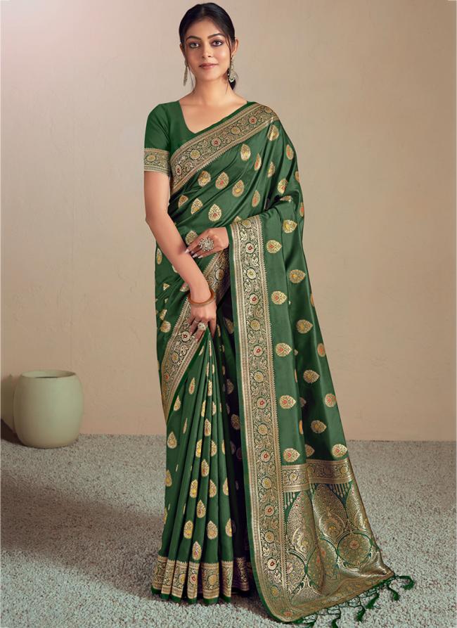 Silk Green Traditional Wear Weaving Saree